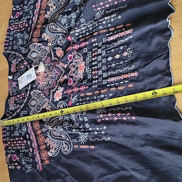 Johnny Was Vanna Embroidered Blouse - Picture 9 of 12